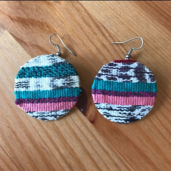 Guatemala Earrings - Picture 10 of 15